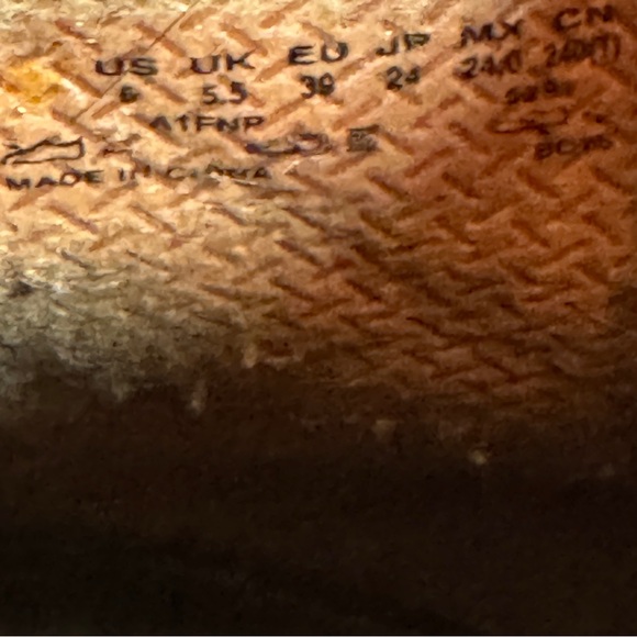 Red Timberland Boots size 6 Leather Premium 6-Inch Lace-Up Waterproof Boot - Picture 11 of 13